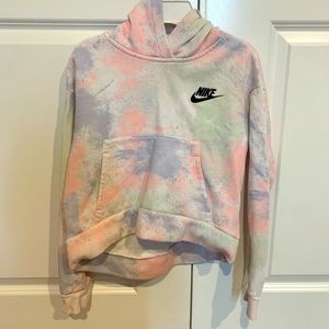 Girls Nike sweaters(size 10-12yrs) tye dye, great condition!